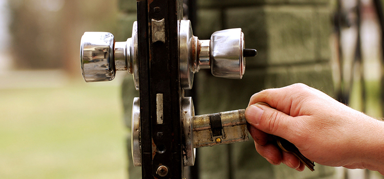 front door latch repair Ontario