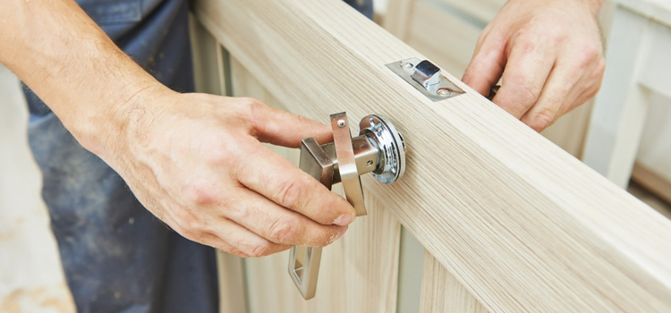 interior door repair Ontario